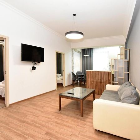 Rent Inn Yerevan On Chaykovski Street Bagian luar foto