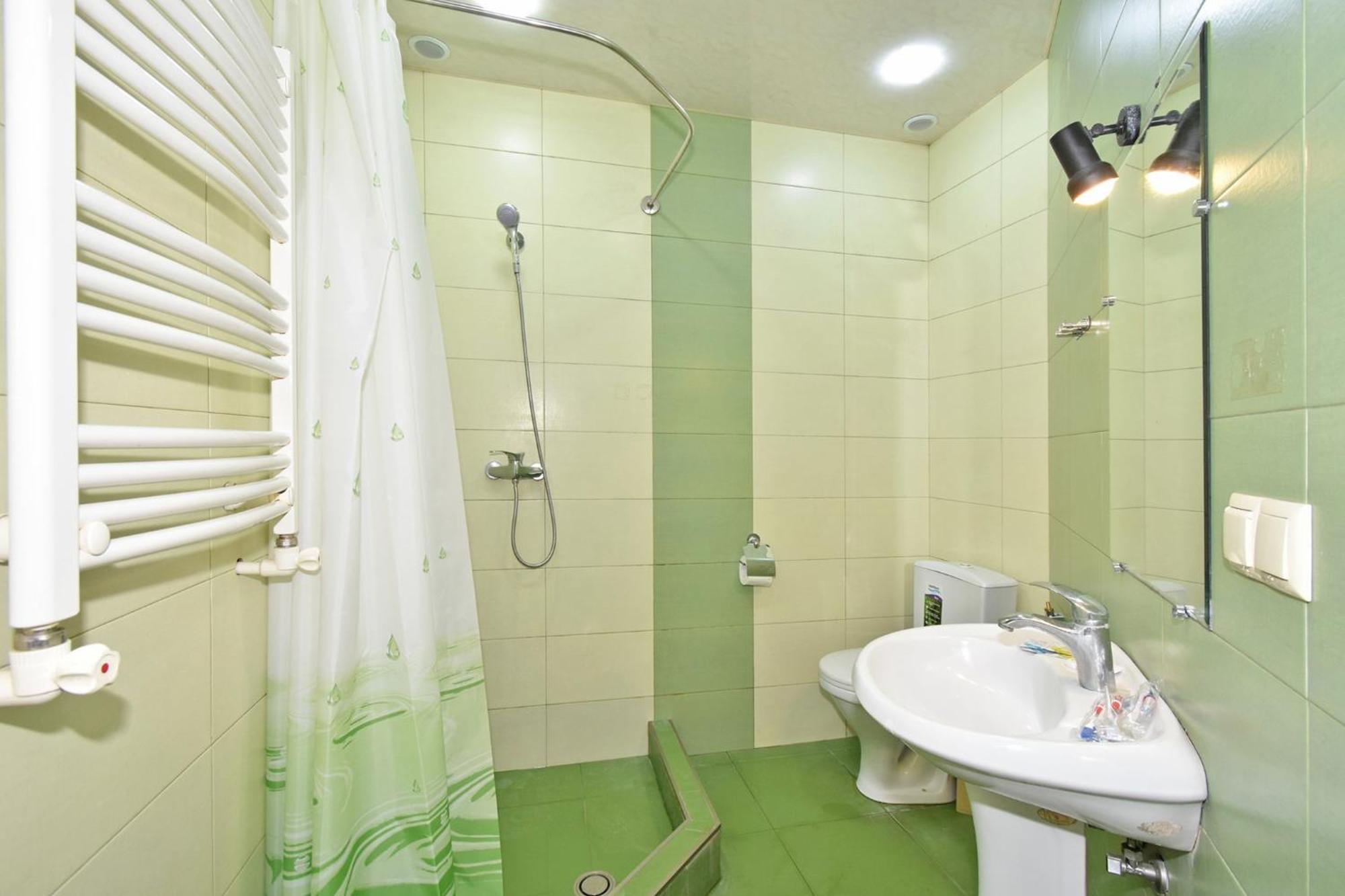 Rent Inn Yerevan On Chaykovski Street Bagian luar foto